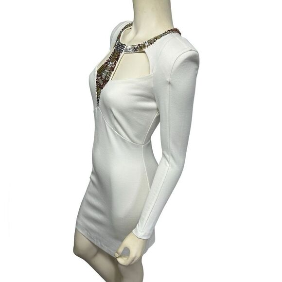 VENUS White Mini Dress with Beaded Detail - Picture 3 of 15